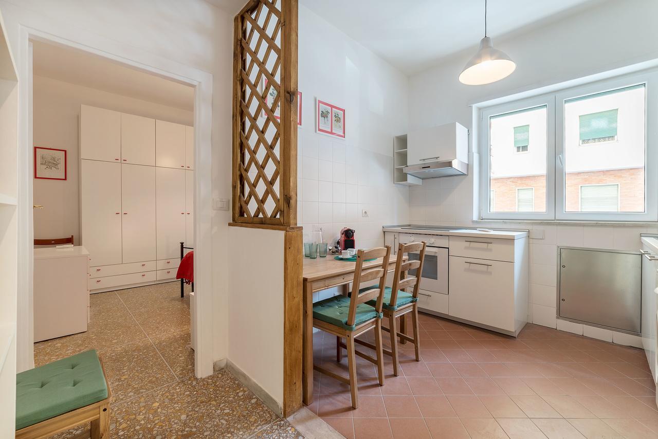 Red & White Vatican Apartment Ρώμη Εξωτερικό φωτογραφία